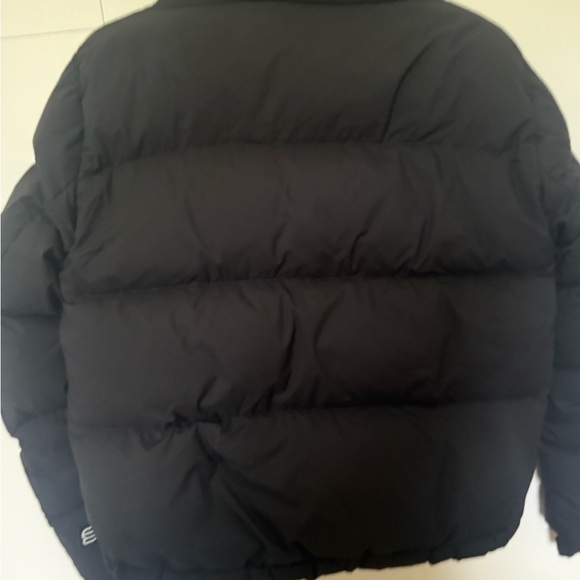 Aritzia Black Super Puff Jacket - Picture 5 of 5